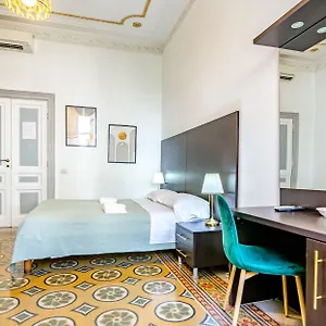 El Dorado Colosseum Bed & Breakfast
